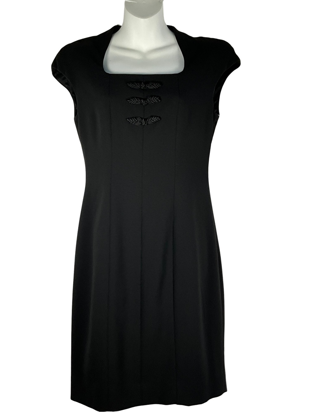 Liz Claiborne Dress Size 4P Black Sleeveless Dress Decorative Braided Buttons